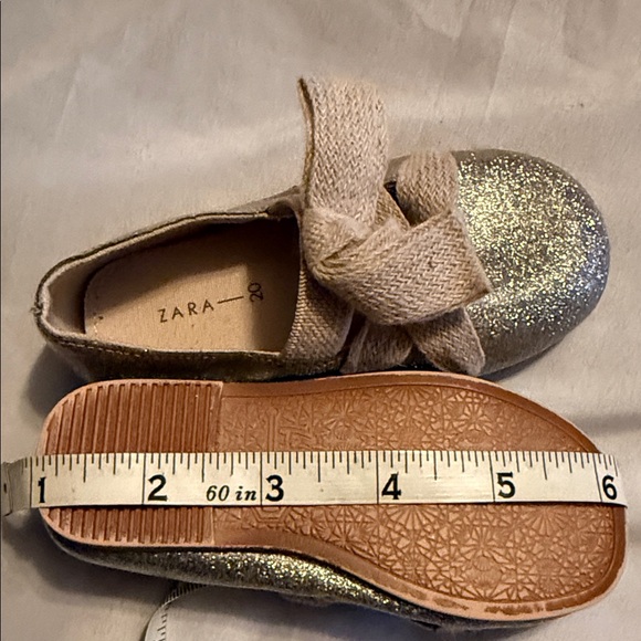 Zara Kids Glittery Silver Dress Shoes - Picture 2 of 5